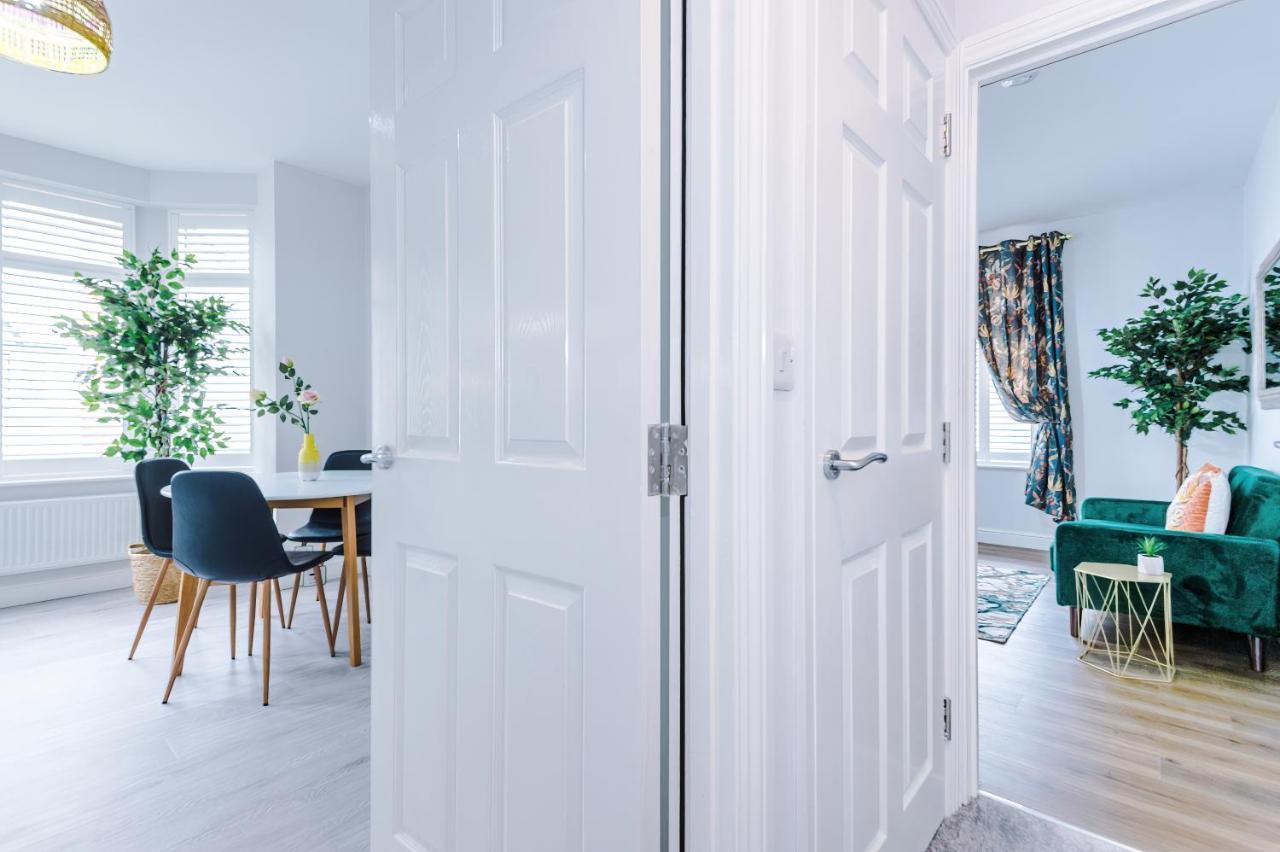 Parkview Place Serviced Apartment コヴェントリー エクステリア 写真
