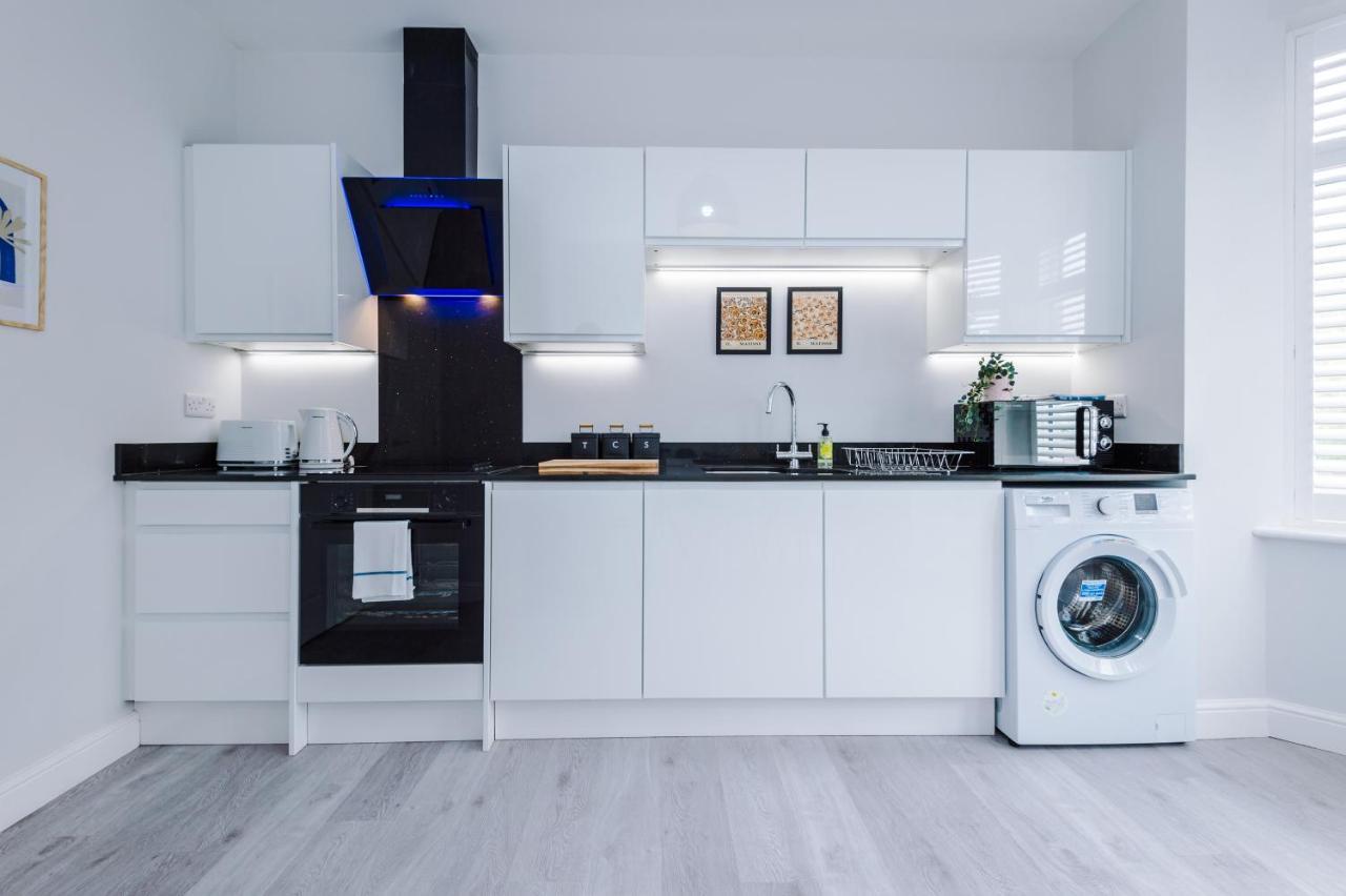 Parkview Place Serviced Apartment コヴェントリー エクステリア 写真