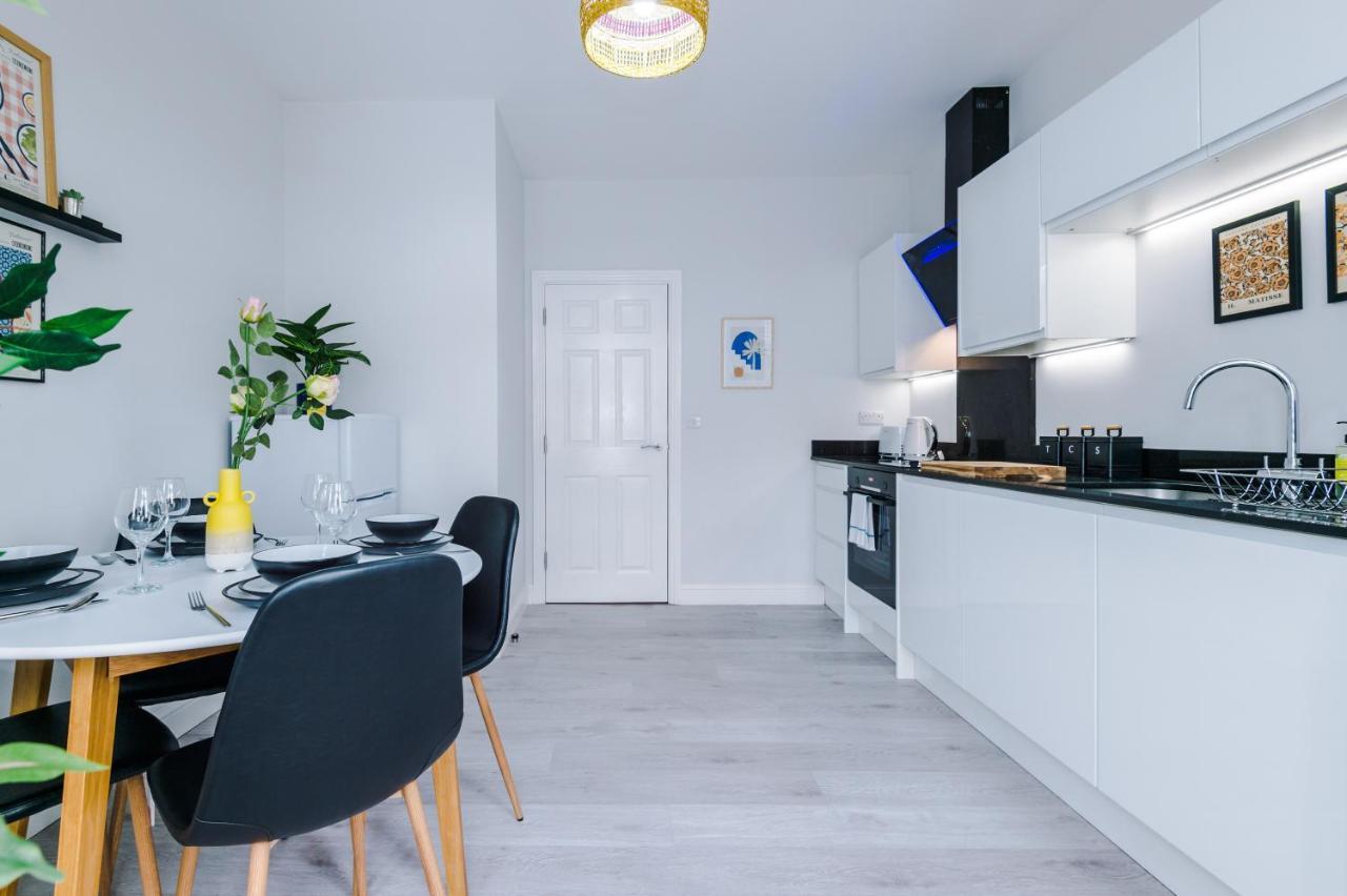 Parkview Place Serviced Apartment コヴェントリー エクステリア 写真