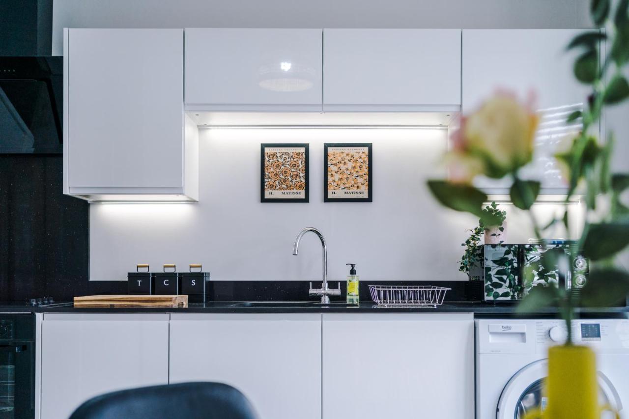 Parkview Place Serviced Apartment コヴェントリー エクステリア 写真